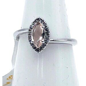 Ring Bomb Party Ring Size 7 petite topaz color stone silver color band
